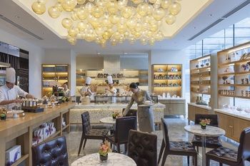 صورة Mandarin Oriental Pudong, Shanghai في شنغهاي 7